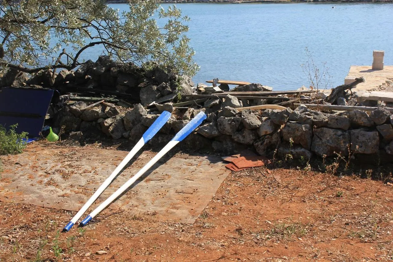 Seaside Secluded Apartments Cove Magrovica - Telascica, Dugi Otok - 8139 Sali