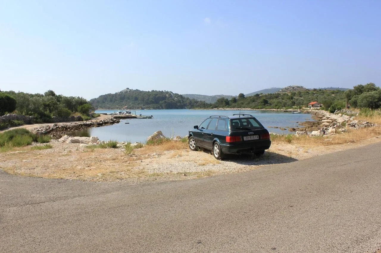 Seaside Secluded Apartments Cove Magrovica - Telascica, Dugi Otok - 8139 Sali 0*,  Croatia