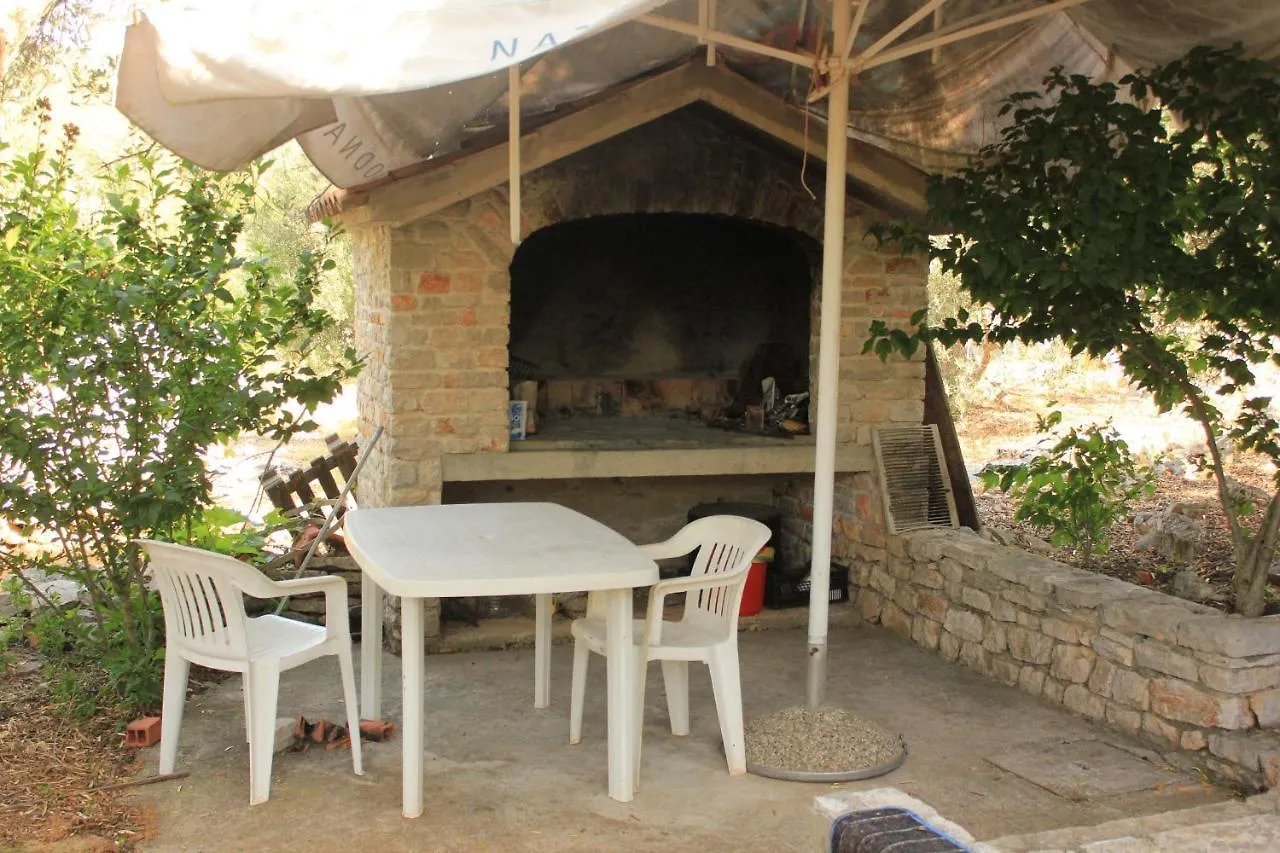 Seaside Secluded Apartments Cove Magrovica - Telascica, Dugi Otok - 8139 Sali