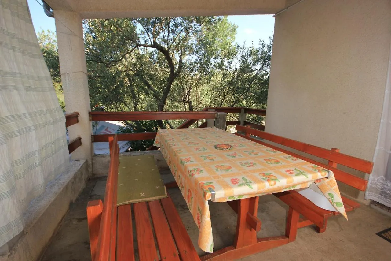 Seaside Secluded Apartments Cove Magrovica - Telascica, Dugi Otok - 8139 Sali